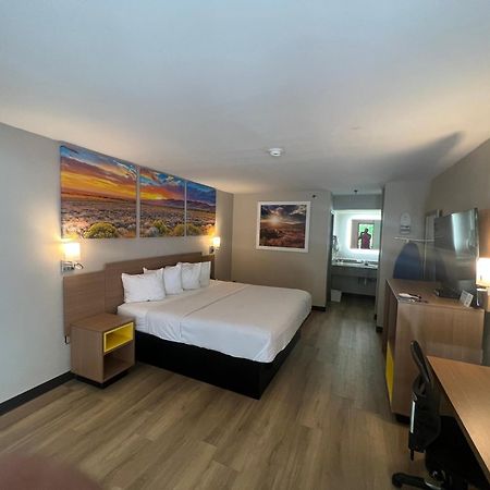 Days Inn By Wyndham Covington Bagian luar foto