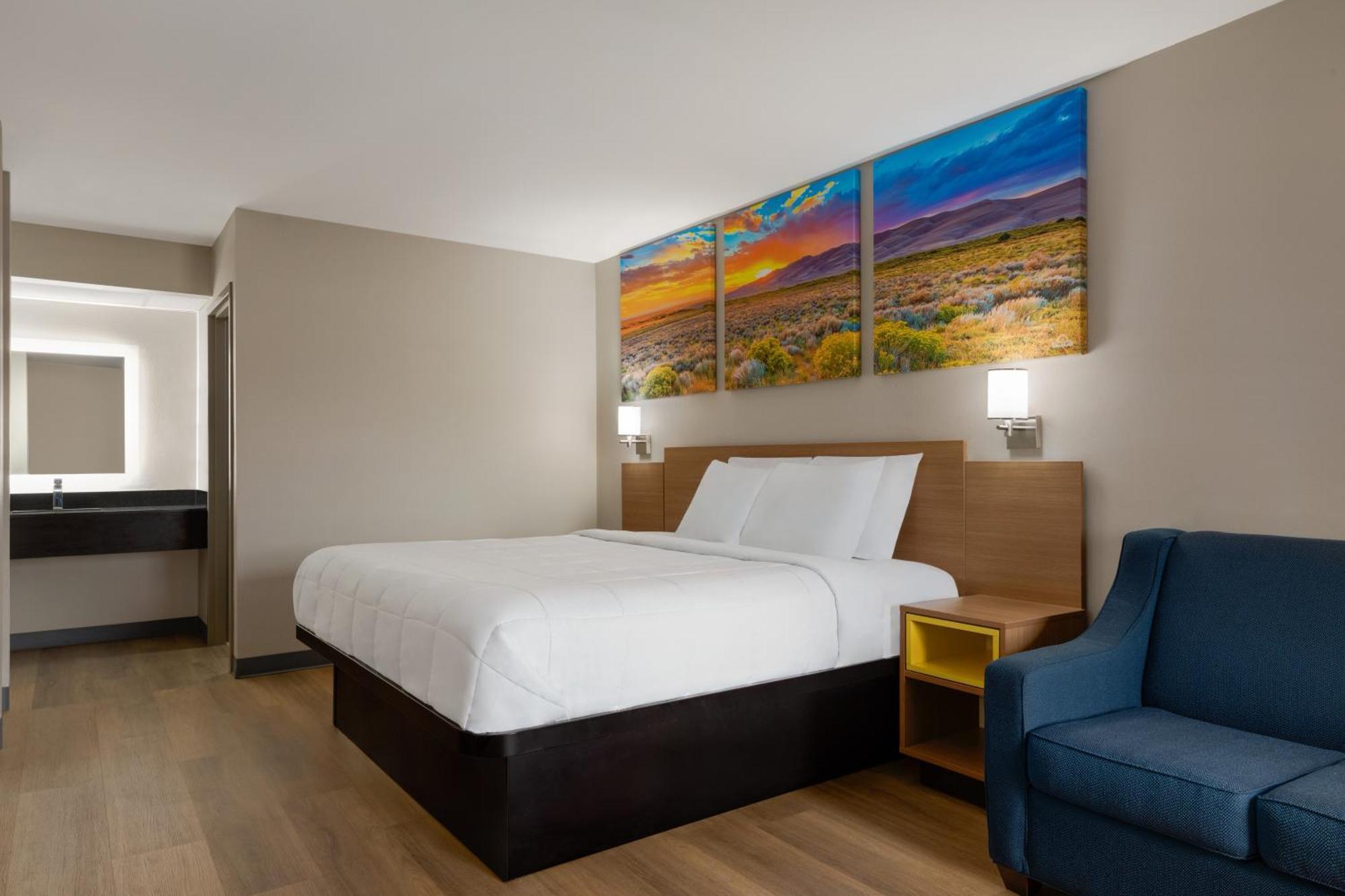 Days Inn By Wyndham Covington Bagian luar foto
